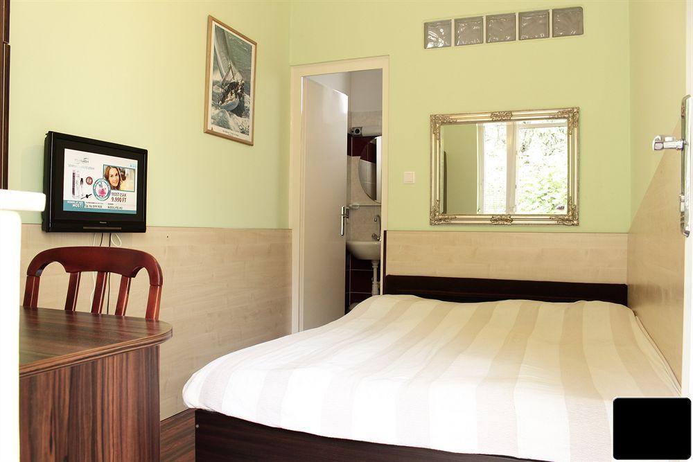 Bella Villa Siofok Luaran gambar